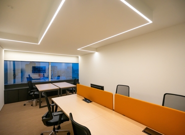 Alquile sala de reuniones equipada en Sevilla 35 m², Calle Esclusa - 9 | MatchOffice.es