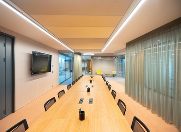Reserve sala de reuniones equipada en Sevilla 35 m², Calle Esclusa - 14 | MatchOffice