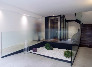 Alquile oficinas de coworking en Madrid Tetuán 120 m², Avenida de Brasil 29 - 0 | MatchOffice.es