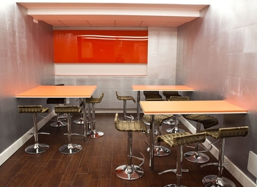 Elija sala de reuniones fiable en Madrid Retiro 120 m², Calle del Dr. Castelo - 2 | MatchOffice.es