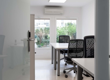 Observe oficinas compartidas en Madrid Tetuán 50 m², Calle de Edgar Neville 6 - 10 | MatchOffice