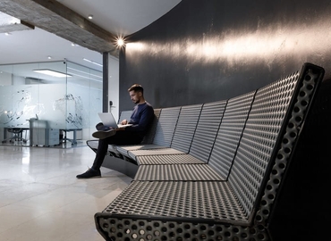 Elija sala de reuniones fiable en Madrid Tetuán 12 m², Calle de Edgar Neville 6 - 8 | MatchOffice