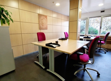 Explore oficinas de coworking en Madrid Centro 1300 m², Calle de Velázquez 157 - 4 | MatchOffice.es