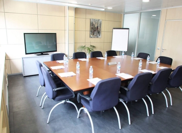 Reserve sala de juntas equipada en Madrid Centro 34 m², Calle de Velázquez 157 - 15 | MatchOffice