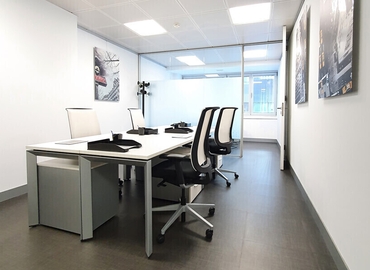 Alquile sala de conferencias equipada en Madrid Centro 24 m², Plaza de Carlos Trías Bertrán 4 - 0 | MatchOffice.es