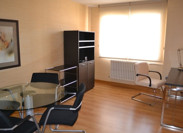 Parque empresarial en alquiler en Zaragoza 24 m², Paseo de la Independencia 22 - 2 | MatchOffice.es