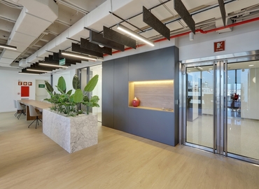 Centros de oficinas en alquiler en Madrid Centro 1500 m², Calle del Príncipe de Vergara - 1 | MatchOffice.es