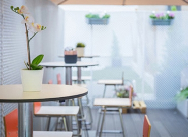 40 m² Meeting room in Madrid Centro, Avenida de Brasil 6 -1 ª (28020) - 2 | MatchOffice.com