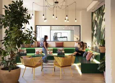 Alquile sala de juntas fiable en Madrid Centro 200 m², Paseo Imperial 14 - 1 | MatchOffice