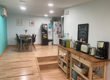 Alquile oficinas compartidas en Jaén 70 m², C. Muñoz Garnica - 0 | MatchOffice.es