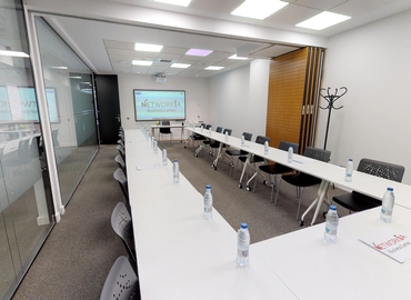 Alquile oficinas temporales en Madrid Tetuán 70 m², Calle del Poeta Joan Maragall 23 - 11 | MatchOffice