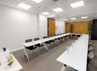 Observe oficinas de coworking en Madrid Tetuán 70 m², Calle del Poeta Joan Maragall 23 - 12 | MatchOffice