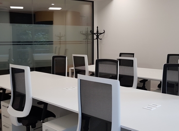 Elija sala de reuniones acogedora en Eixample 45 m², Passeig de Gràcia - 2 | MatchOffice.es