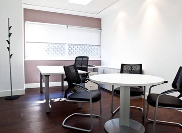 Observe oficinas de coworking en Madrid Tetuán 3000 m², Avenida de Brasil 29 - 4 | MatchOffice.es