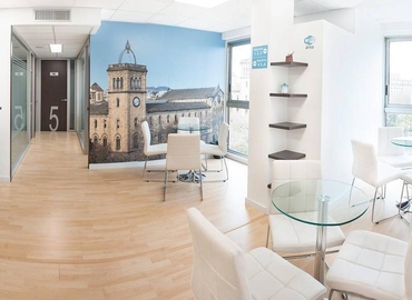 Alquile nuestra oficina virtual cómoda en Ciutat Vella, Plaça de la Universitat 3 - 7 | MatchOffice