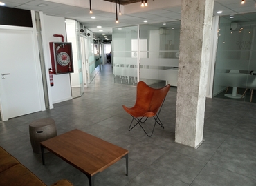 Explore oficinas temporales en Madrid Tetuán 300 m², Calle de Bravo Murillo - 1 | MatchOffice.es