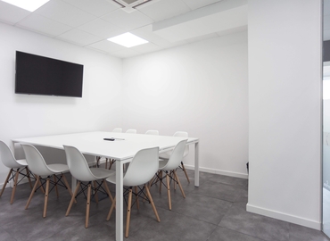 Alquile sala de juntas equipada en Madrid Tetuán 200 m², Calle de Bravo Murillo - 6 | MatchOffice.es