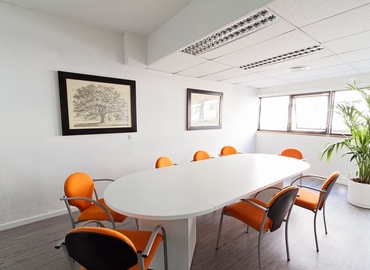 Elija sala de juntas equipada en Madrid Centro 35 m², Calle de Jacometrezo 15 - 4 | MatchOffice.es