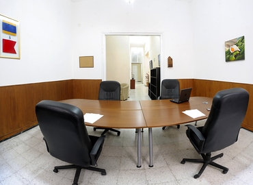 Coopere con nuestra oficina virtual en Tenerife, Calle del Castillo 41 - 0 | MatchOffice.es