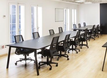 70 m² Shared workspace  in Madrid Centro, Carrera de San Jerónimo 17 (28014) - 1 | MatchOffice.com