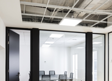 Observe oficinas compartidas en Madrid Centro 70 m², Carrera de San Jerónimo 17 - 4 | MatchOffice.es