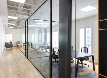 Alquile sala de reuniones equipada en Madrid Centro 70 m², Carrera de San Jerónimo 17 - 5 | MatchOffice