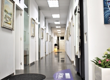 Alquile oficinas compartidas en A Coruña 300 m², Rúa Juan de la Cierva 5 - 4 | MatchOffice