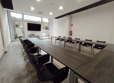 Alquile sala de conferencias fiable en Gràcia 15 m², Carrer de Gomis 34 - 15 | MatchOffice