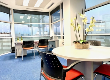 Coopere con nuestra direccion virtual cómoda en Alcobendas, Calle Anabel Segura 10 - 11 | MatchOffice.es