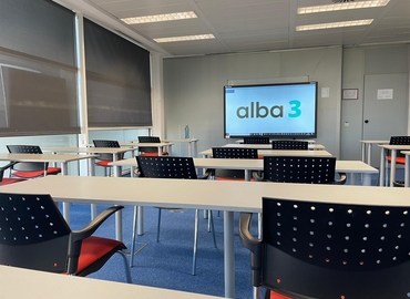 Micentro de negocio en alquiler en Alcobendas 130 m², C. de Anabel Segura - 10 | MatchOffice.es