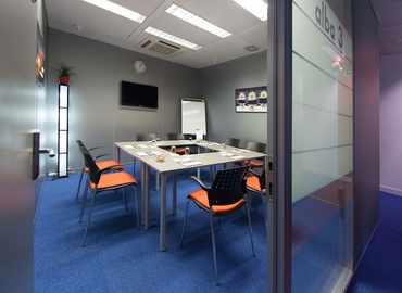 Elija sala de conferencias equipada en Alcobendas 19 m², Calle de Anabel Segura 10 - 5 | MatchOffice