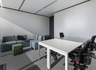 Parque empresarial disponible para alquilar en Madrid Hortaleza 100 m², Vía de los Poblados 1 - 3 | MatchOffice