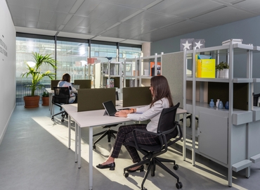 Centros de oficinas disponible para alquilar en Madrid Hortaleza 100 m², Vía de los Poblados 1 - 6 | MatchOffice.es