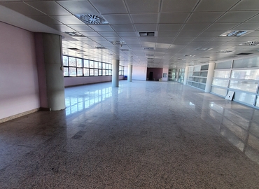 Despacho disponible para alquilar en Granada 8000 m², Avenida Fernando de los Ríos 35 - 12 | MatchOffice