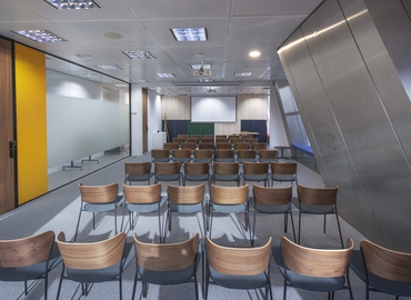 Alquile sala de juntas en Madrid Chamartín 60 m², Paseo de la Castellana 216 - 3 | MatchOffice.es