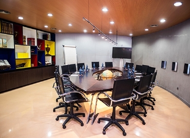 Alquile sala de juntas en Girona 95 m², Carrer del Riu Güell 58 - 5 | MatchOffice.es