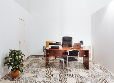 Centros de negocio disponible para alquilar en Gran Canaria 30 m², Calle Perojo 28 - 2 | MatchOffice.es