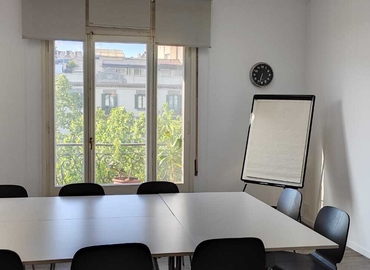 Alquile oficinas de coworking en Eixample 25 m², Avenida Diagonal 449 - 6 | MatchOffice.es