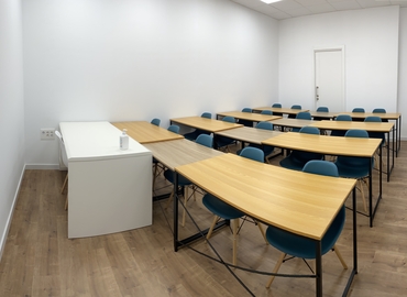 23 m² Conference space in Ciudad Real, C. de la Zarza (13002) - 1 | MatchOffice.com