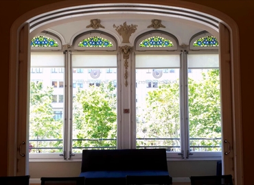 Elija sala de reuniones equipada en Eixample 40 m², Passeig de Gràcia - 11 | MatchOffice.es