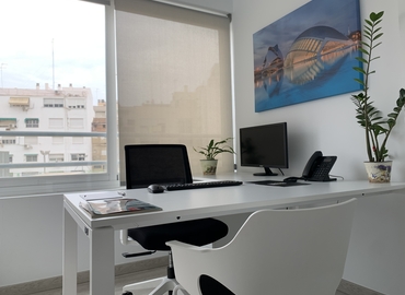 25 m² Business office up for rent in Valencia, Carrer de Colón 4, 46004  - 0 | MatchOffice