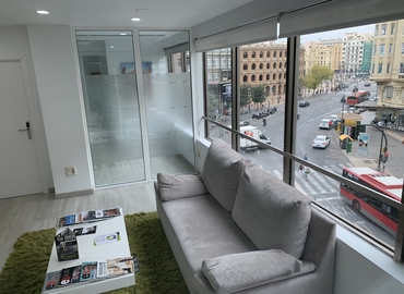 25 m² Business office available to rent in Valencia, Carrer de Colón 4, 46004  - 5 | MatchOffice