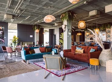 Parque empresarial disponible para alquilar en Girona 34 m², Calle Santa Coloma - 0 | MatchOffice