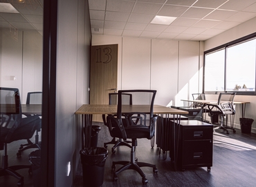 34 m² Flexible office up for rent in Girona, Carrer Santa Coloma, 17005  - 1 | MatchOffice.com