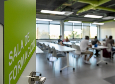 80 m² Serviced office in Poligono Son Castello, Carrer del Fluvià (07009) - 24 | MatchOffice.com