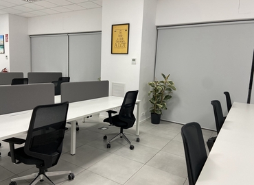 Explore oficinas compartidas en Viladecans 230 m², Avenida Olof Palme 6 - 1 | MatchOffice.es