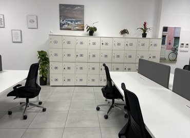 Alquile oficinas compartidas en Viladecans 230 m², Avenida Olof Palme 6 - 2 | MatchOffice