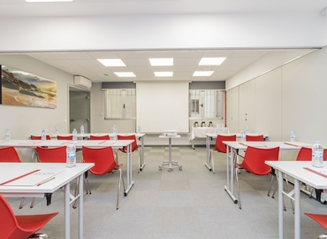 Observe oficinas de coworking en Madrid Centro 48 m², Paseo de las Delicias - 28 | MatchOffice.es