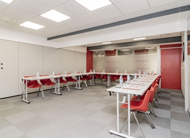 Explore oficinas de coworking en Madrid Centro 48 m², Paseo de las Delicias - 30 | MatchOffice.es