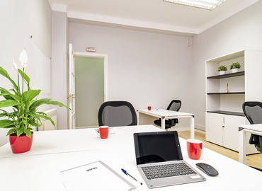 Explore oficinas compartidas en Madrid Chamberi 25 m², Calle de José Abascal 44 - 8 | MatchOffice